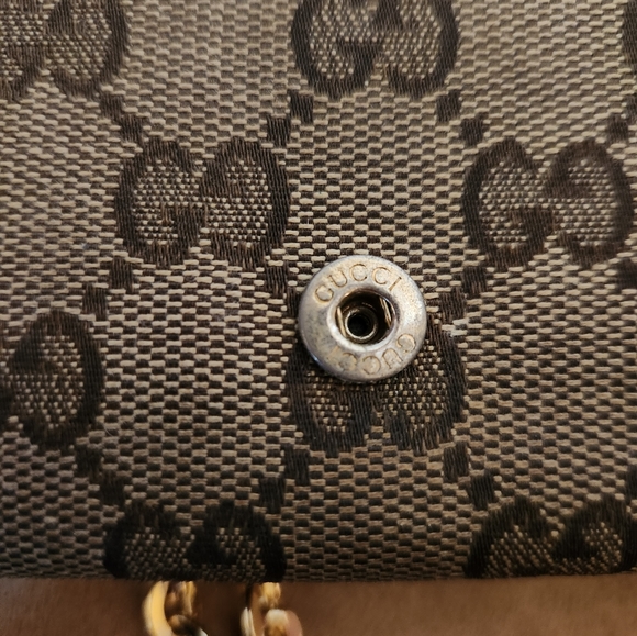 Gucci Canvas Continental Chain Wallet - Picture 6 of 11